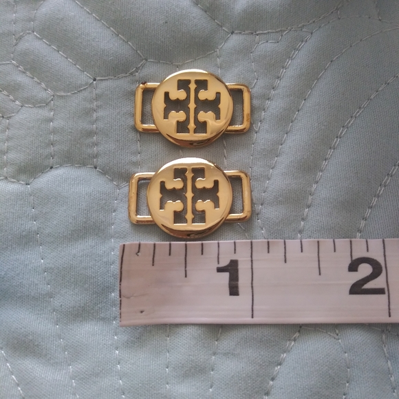 Authentic Tory Burch replacement Gold Metal Logo - Picture 6 of 9